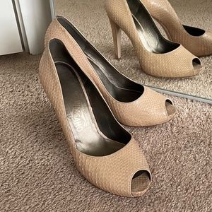 Salvator Ferragamo Nude Leather Peep Toe Heels